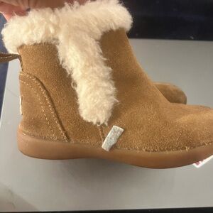 UGG Brown Boots with Cream Fur